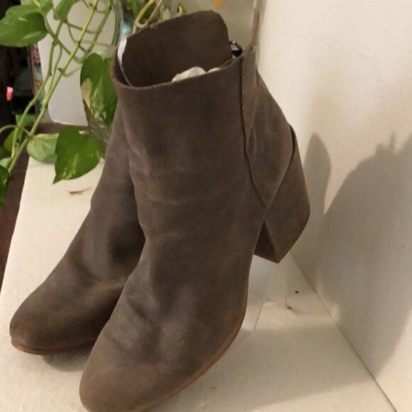 Lucky Brand Distressed Leather Ankle Boots - Picture 1 of 7